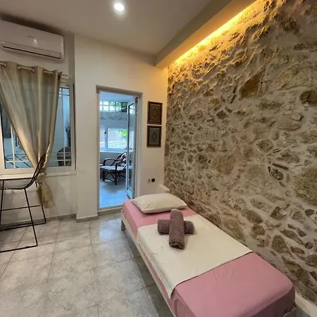 Apartment Papyrus Centre Heraklion (Crete)