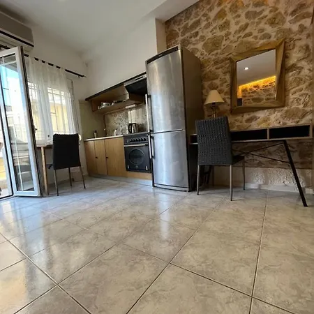 Papyrus Centre Apartment *