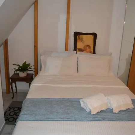 Papyrus Centre Apartment *